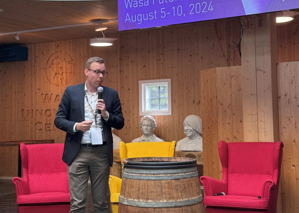 Riksdagsledamot och blivande arbetsminister Matias Marttinen (samlingspartiet) på WFF 5.8.2024.